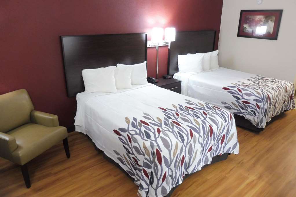 Hometowne Studios By Red Roof Bordentown - Mcguire Afb Room photo